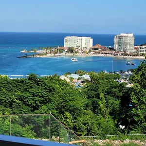 https://secluded-studiosky-castles-columbus-heights-ocho-rios.comcaribbean.com